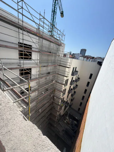 Estado de obra.