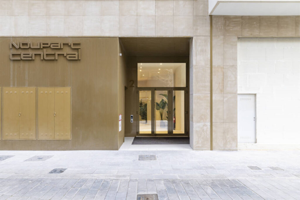 Parc Central - DISPONIBILITÉ IMMÉDIATE