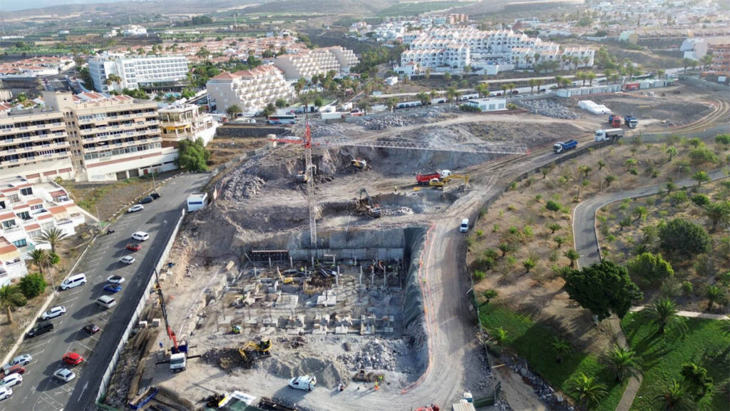 Las obras de Talaïa Residences en la costa de Adeje continúan según los plazos previstos